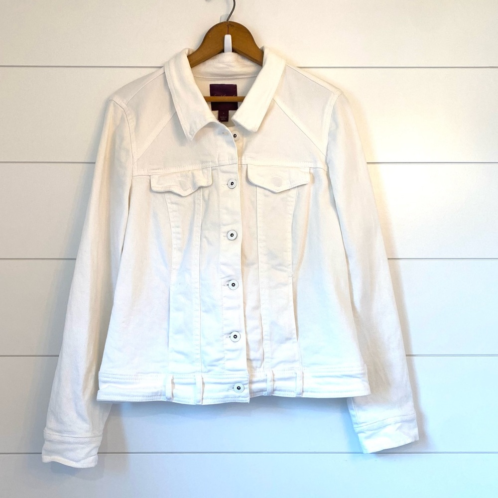Gloria Vanderbilt Vintage White Jean Jacket size M